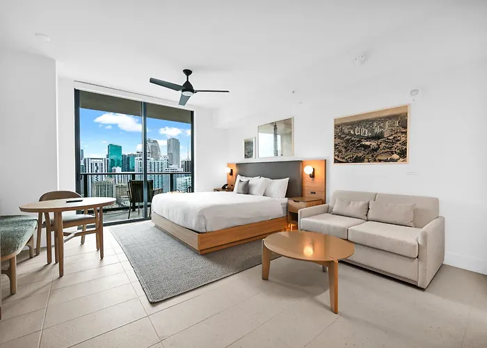 City Studio Steps From Kaseya Center & Port Of Miami - Daily Resort Fee And Parking Not Included